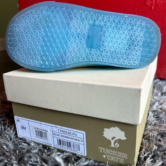 Tucker & Tate Rainbow Glitter 9c Toddler Shoes **Never Worn** - Picture 4 of 6